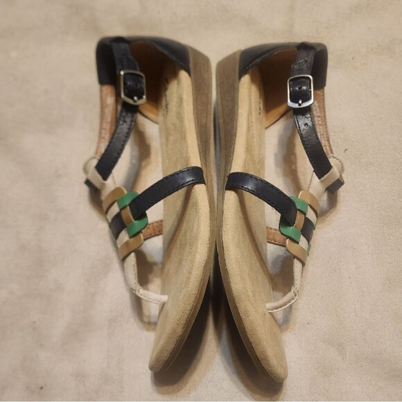 Clarks Gwin 8 Navy and Teal Strappy Sandals Coastal Nautical Preppy - Picture 6 of 6